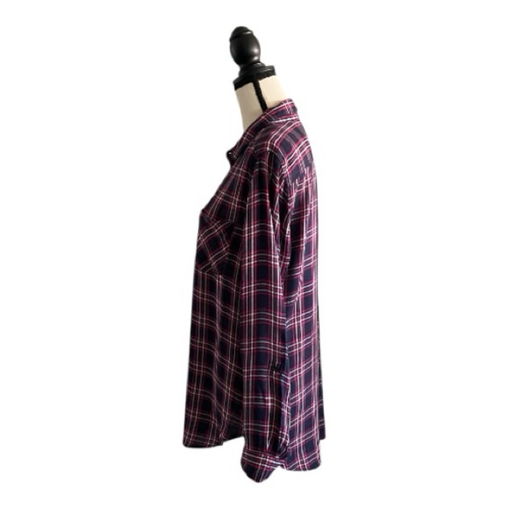 ♥️Banana Republic♥️ Red and Black Plaid Shirt 
Size (Medium) - Picture 3 of 6